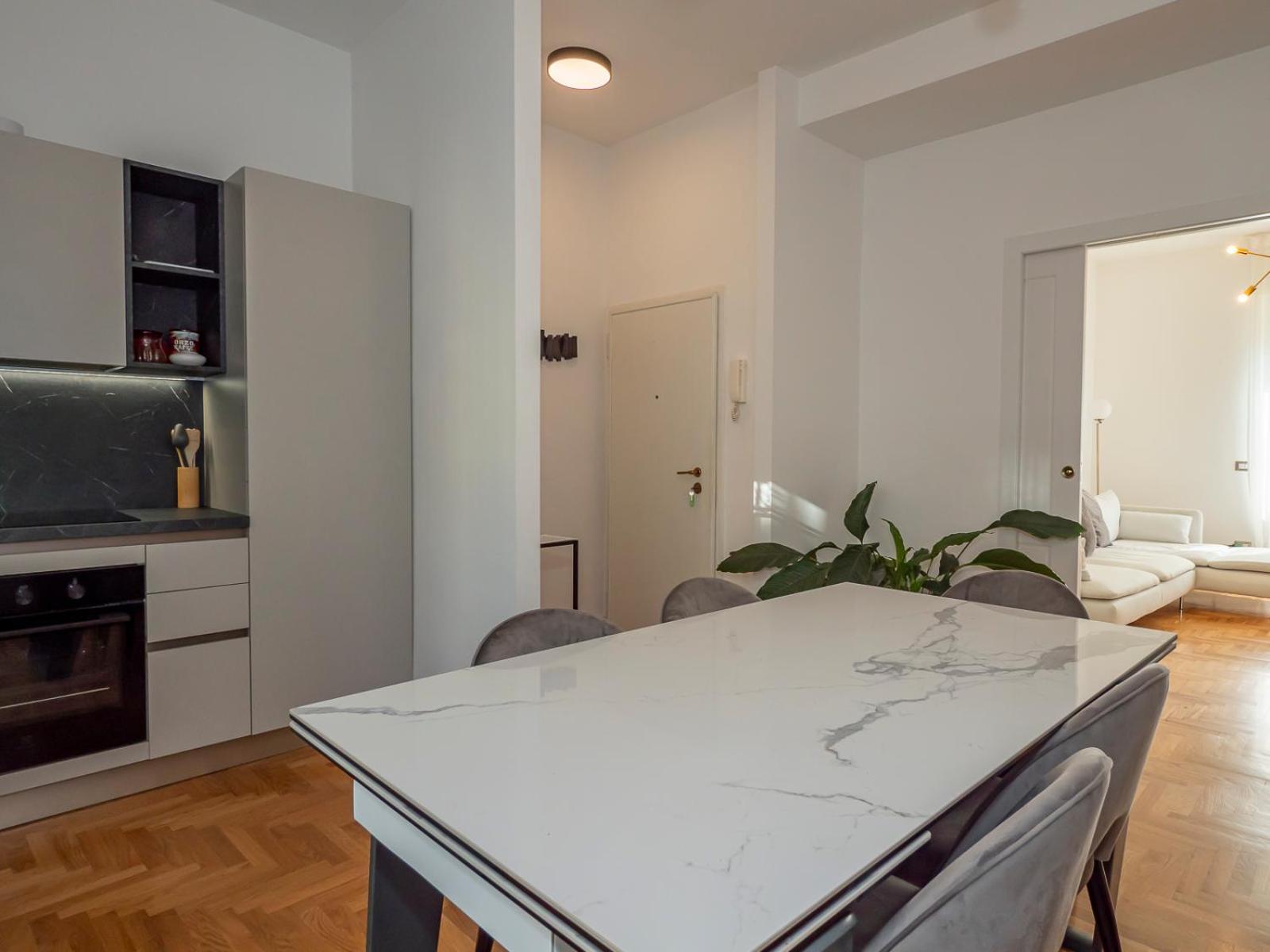 Big Close To Bocconi / Humanitas / Ieo Appartamento